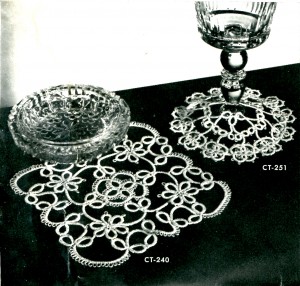 Vintage Crafts and More - Scroll Mat Tatting Pattern