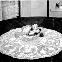 Vintage Crafts and More - Tudor Rose Elegance Filet Crochet Table Topper