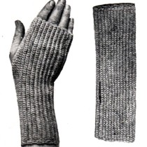 Antique Crochet Pattern Fingerless Mittens - Vintage Crafts and More