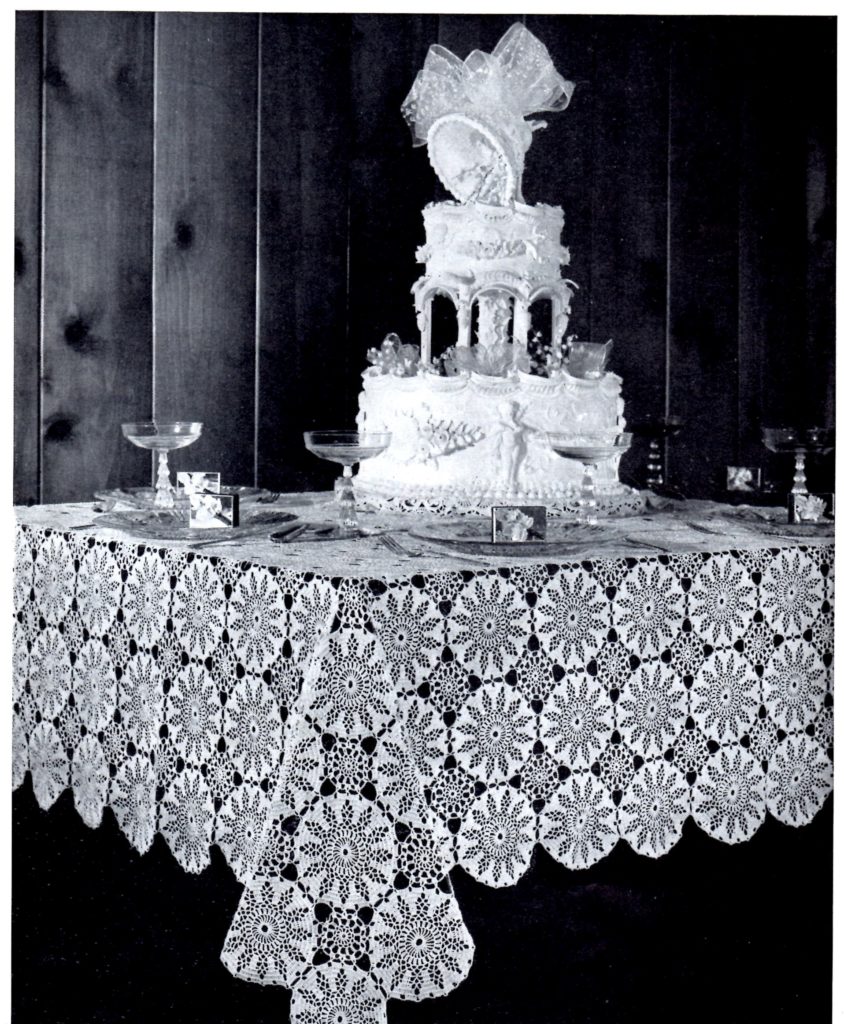crochet tablecloth pattern sunburst splendour wedding cake
