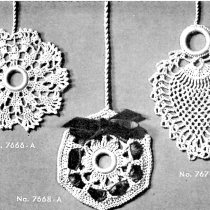 Crochet Shade or Lamp Pulls as Christmas Ornaments - Vintage Crafts and More